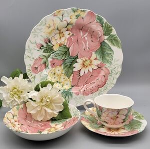 Vintage Nikko English Garden China Dinnerware Dish Set - Shabby Chic Cottagecore